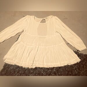 Open Back Long-Sleeved Flared Top